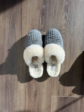 UGG Gray Waffle Knit Shearling Clog Slippers with Cream Lining
